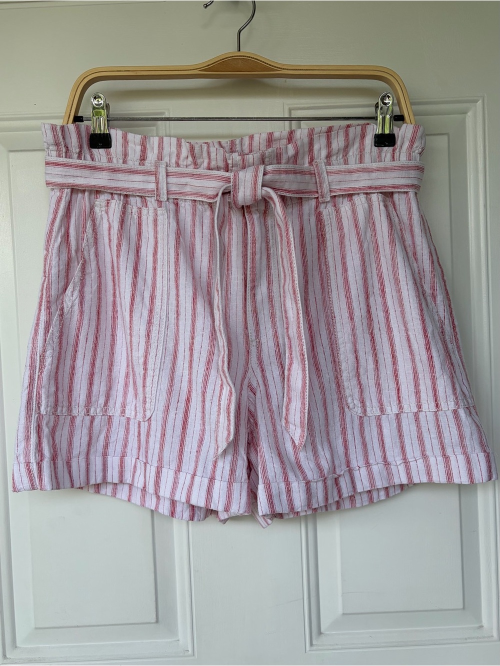 •LOFT• Linen Blend Striped Paperbag Waist Shorts – Size Medium